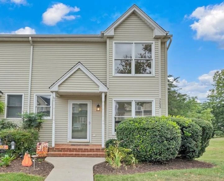 7233 Scarlet Oak DR - Photo 2