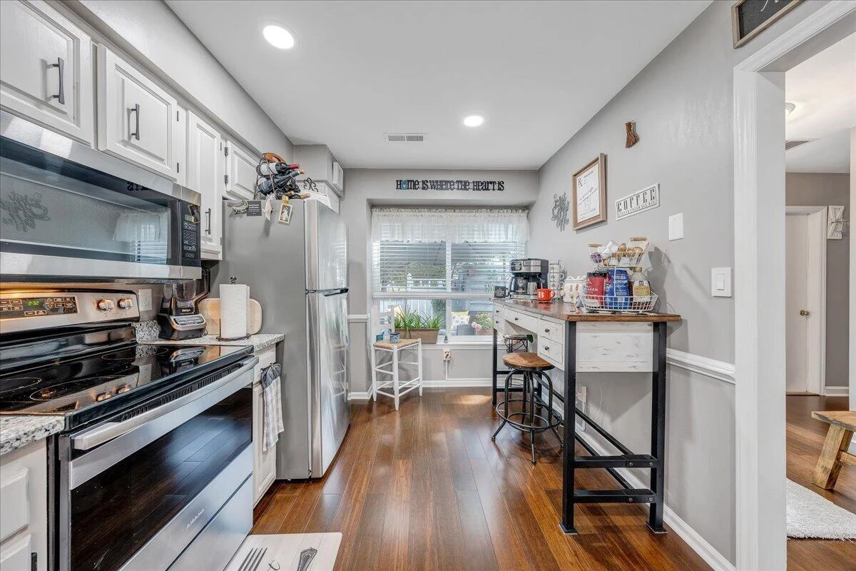 2418 Post Oak RD - Photo 12