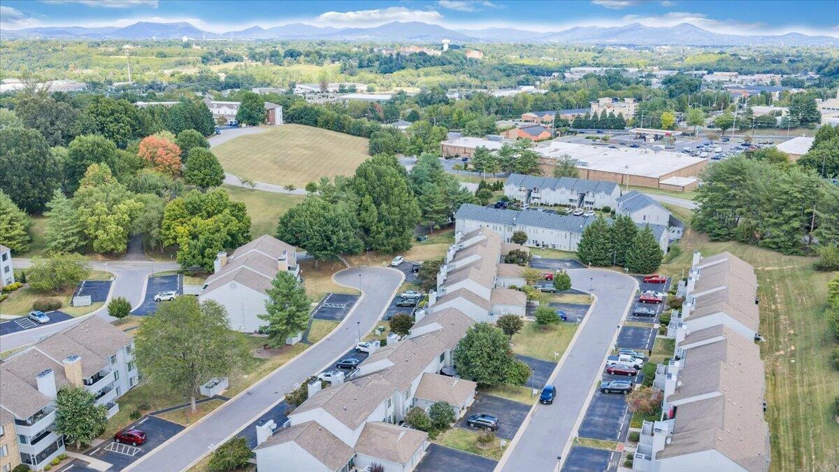 2418 Post Oak RD - Photo 32