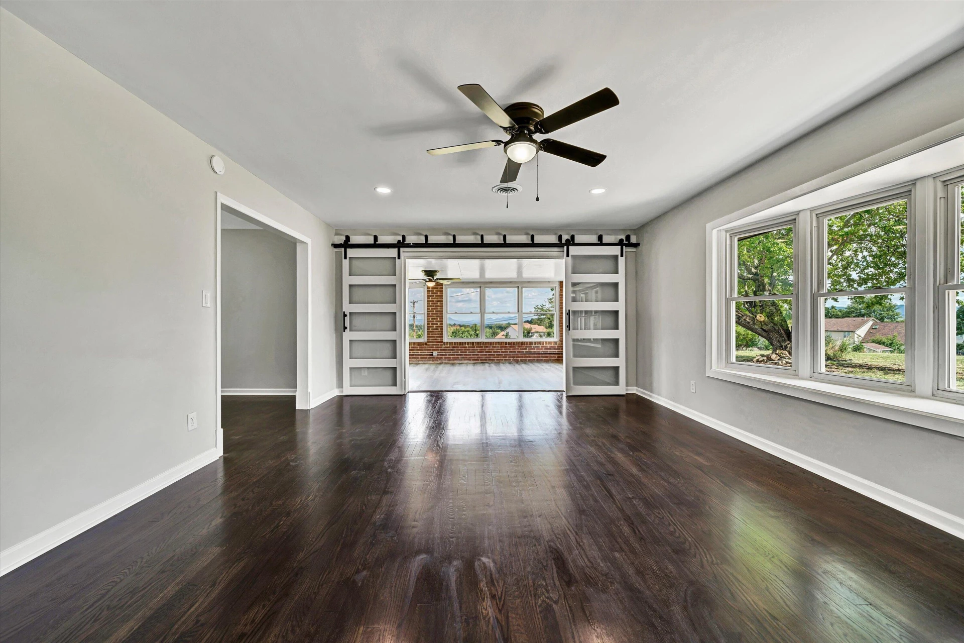 5931 Cotton Hill RD - Photo 8