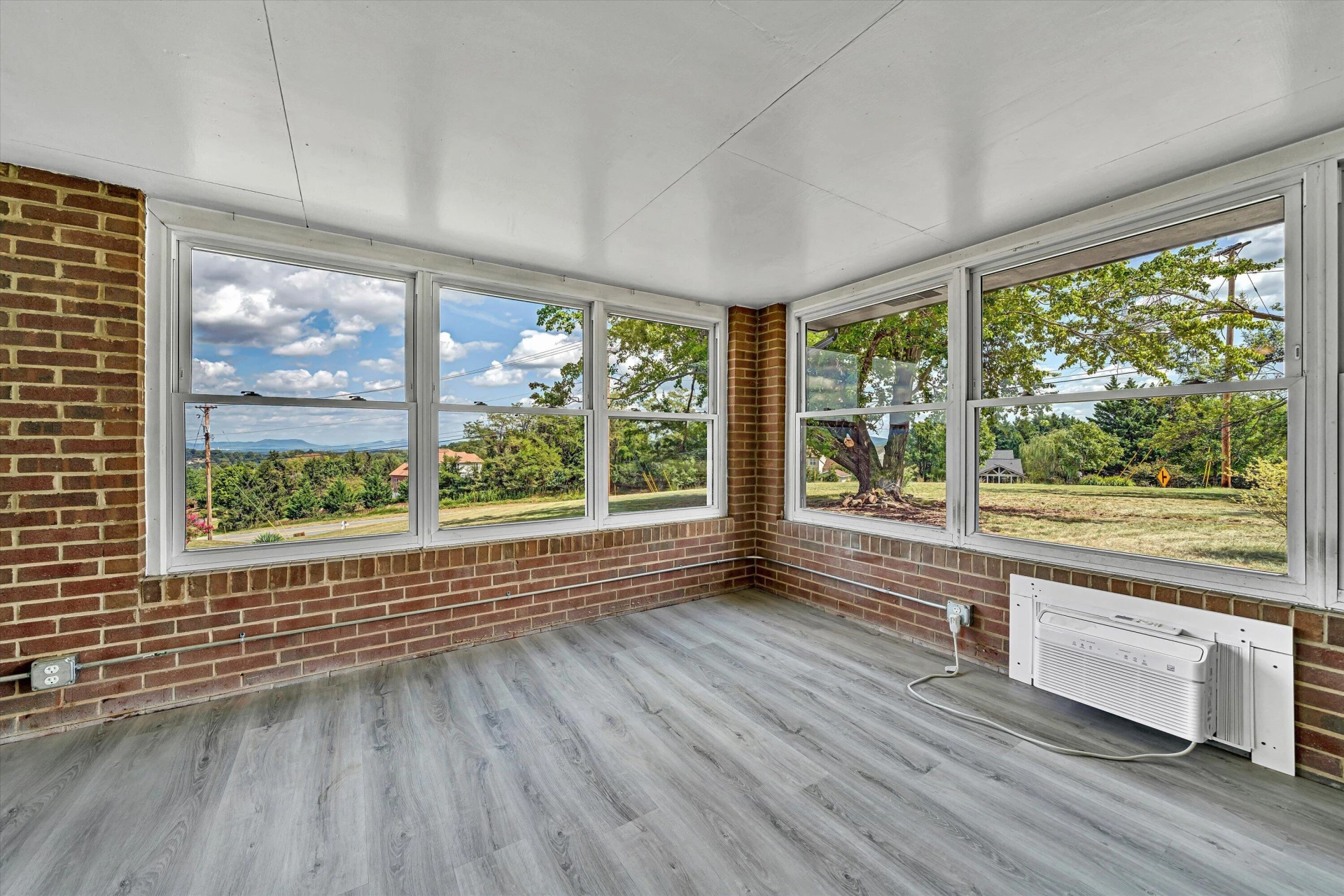 5931 Cotton Hill RD - Photo 11