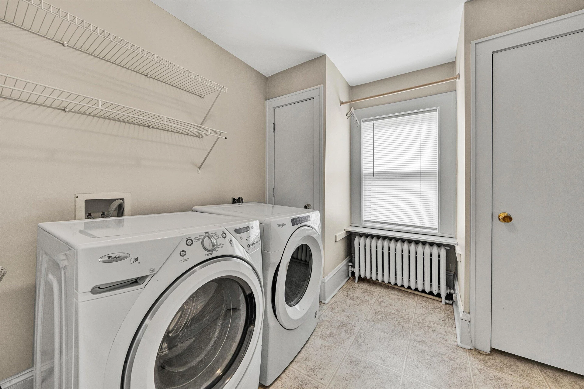 2424 Stanley AVE SE - Photo 35