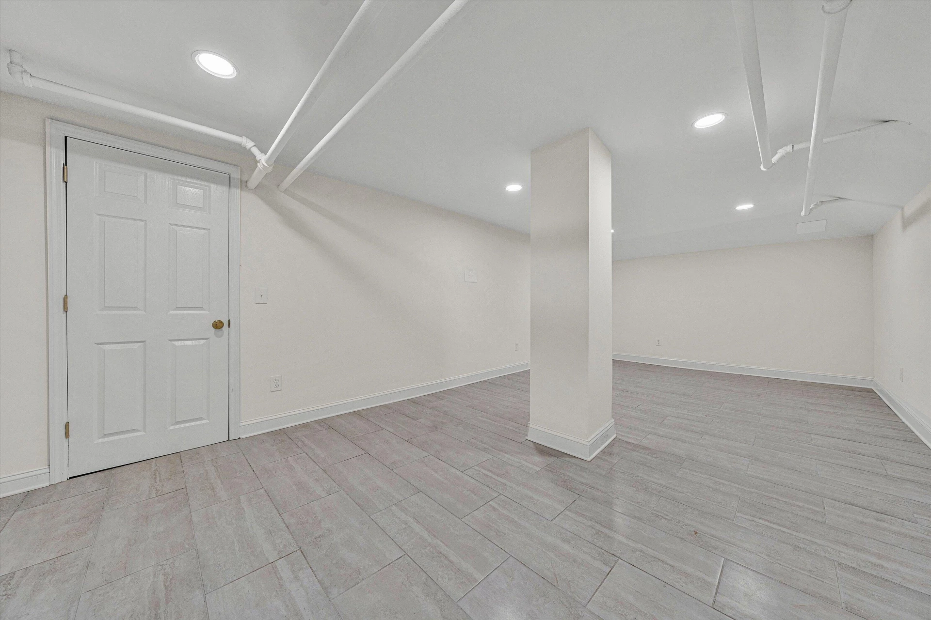 2424 Stanley AVE SE - Photo 43