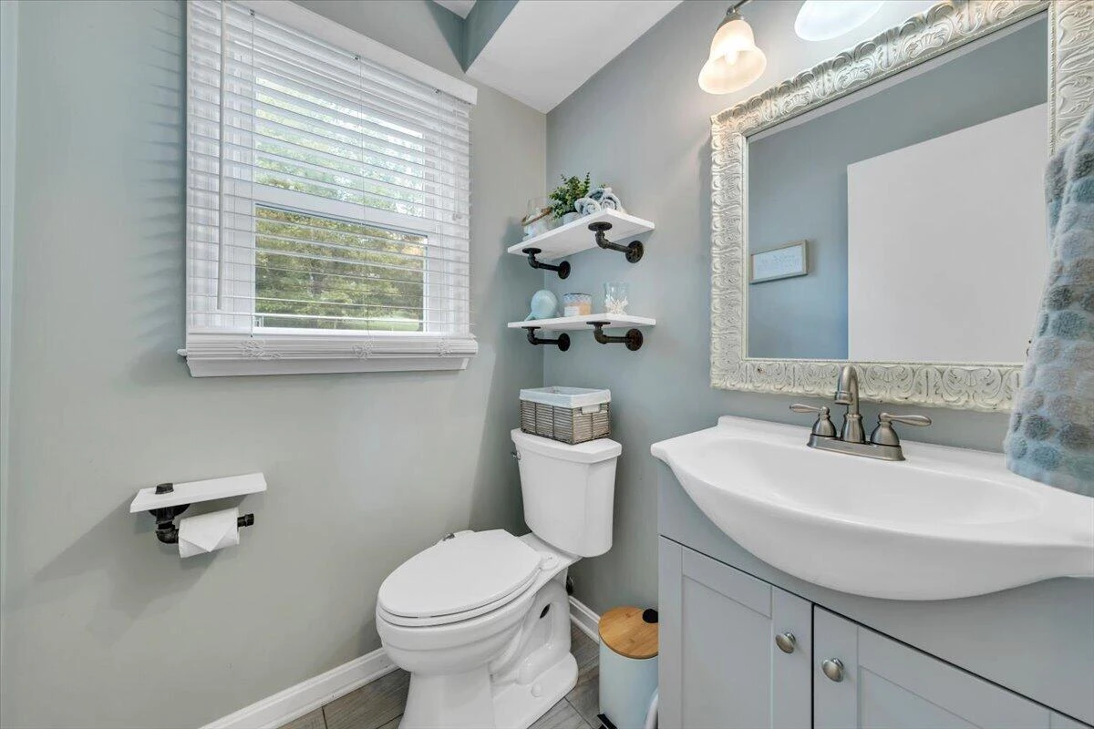 343 Cambridge DR - Photo 18