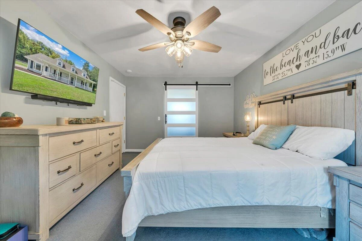 343 Cambridge DR - Photo 27