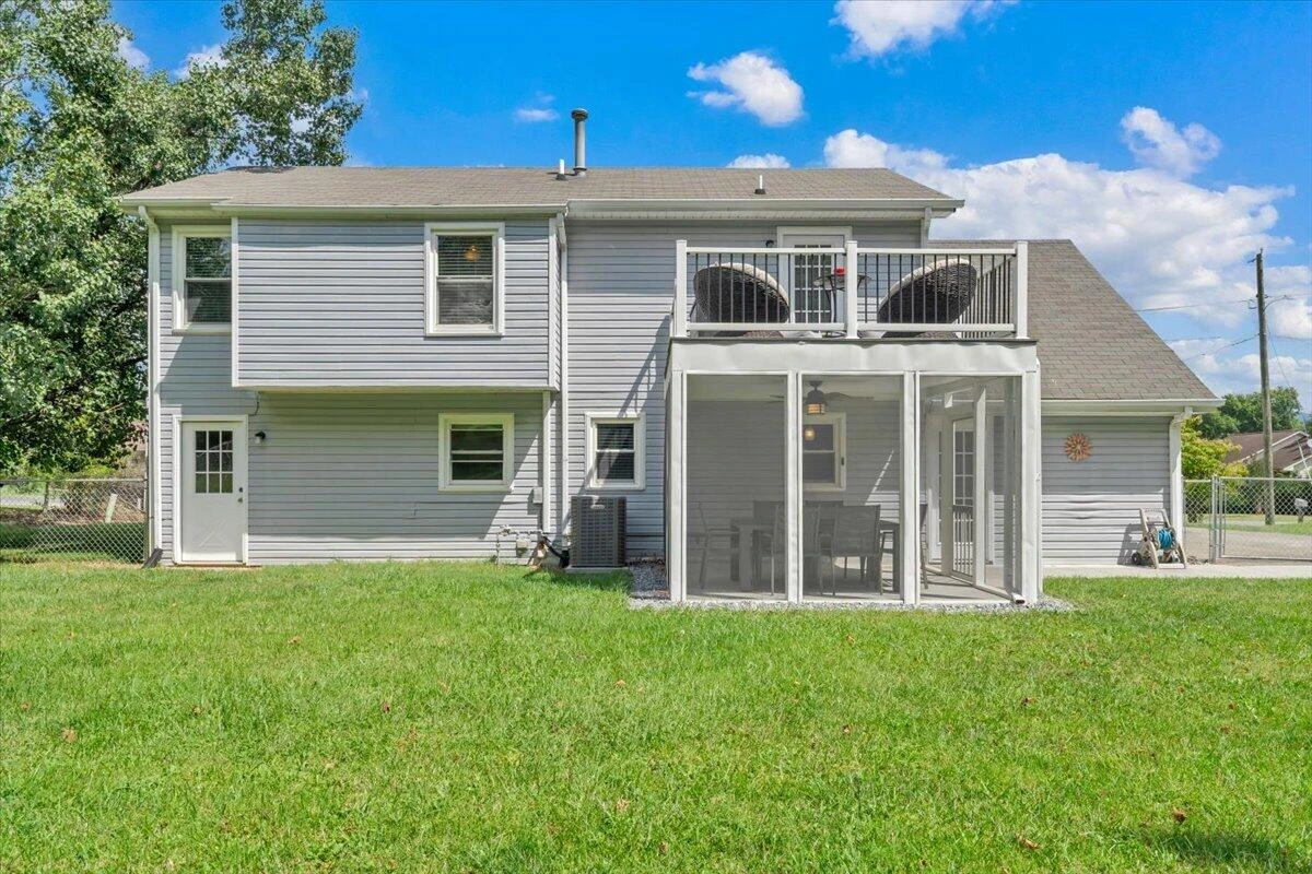 343 Cambridge DR - Photo 36