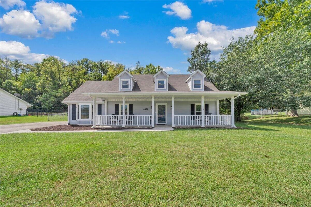 343 Cambridge DR - Photo 43