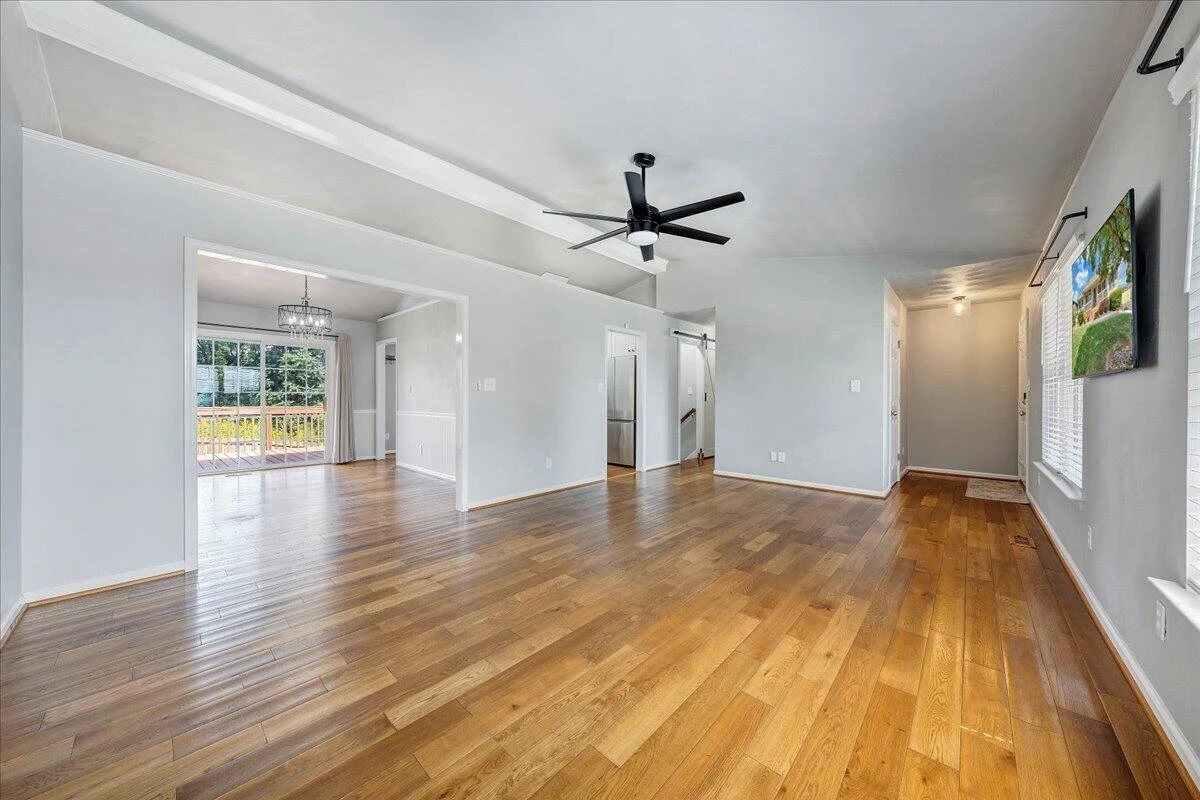 5822 Fieldview DR - Photo 9