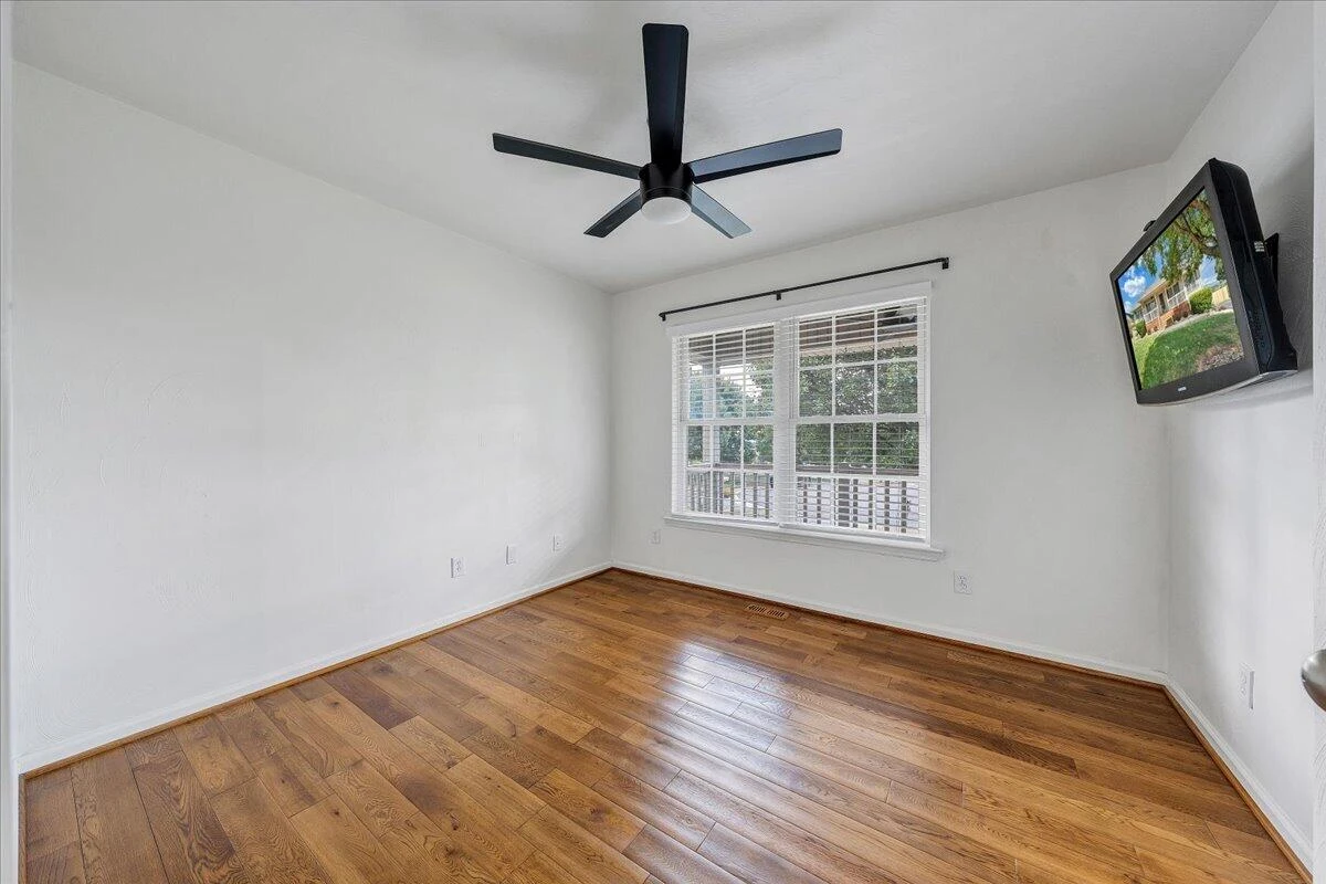 5822 Fieldview DR - Photo 23