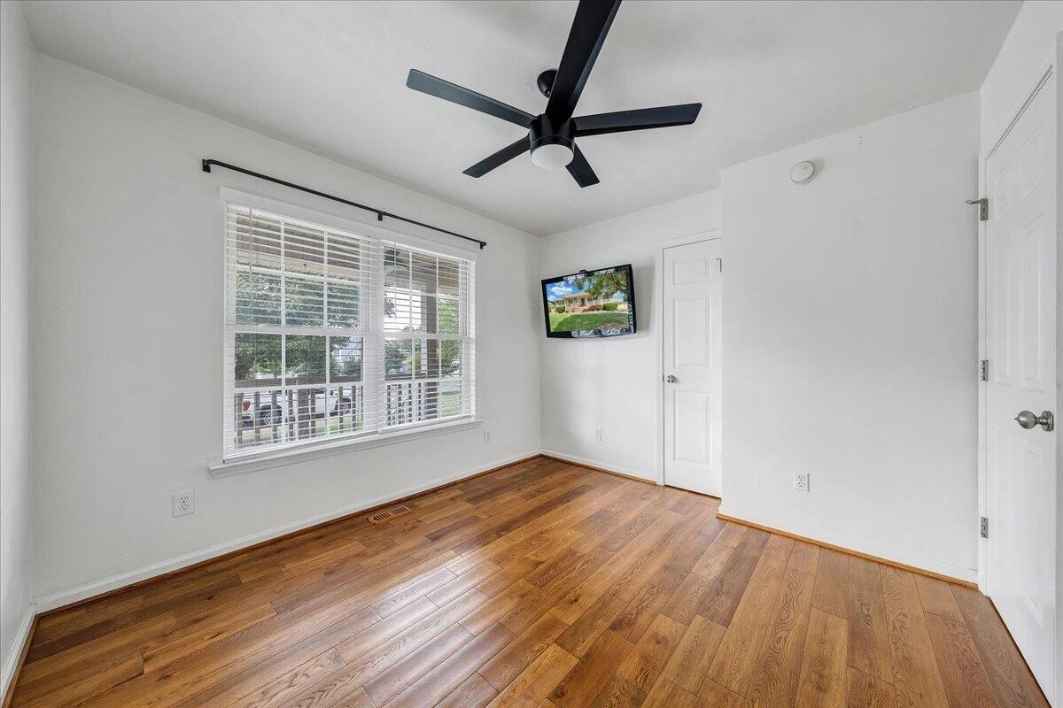 5822 Fieldview DR - Photo 24