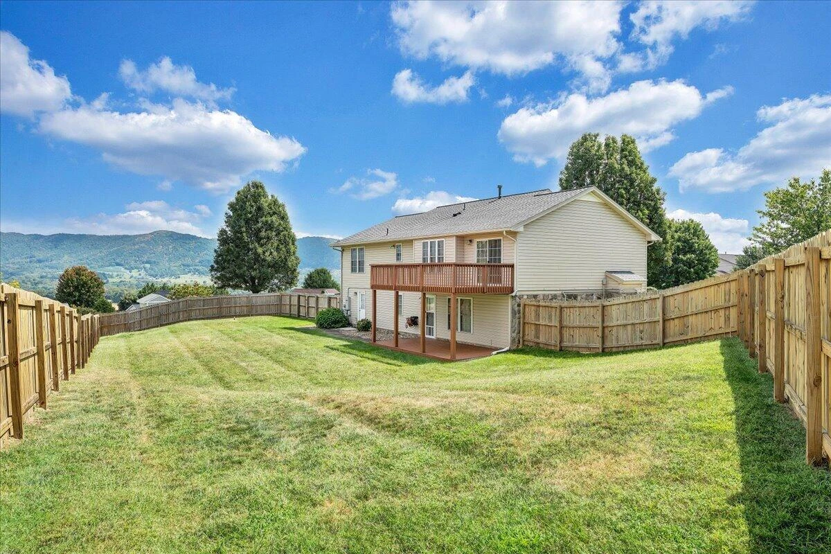 5822 Fieldview DR - Photo 39
