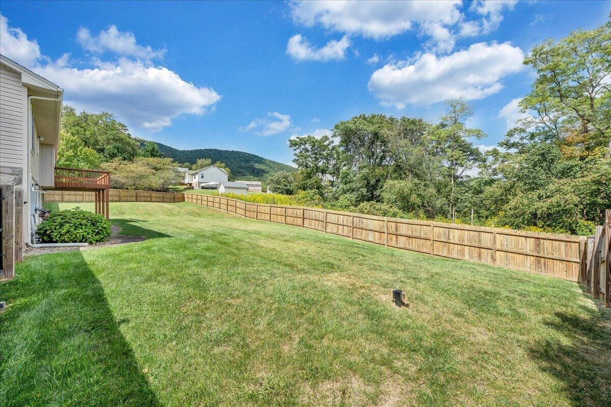 5822 Fieldview DR - Photo 40