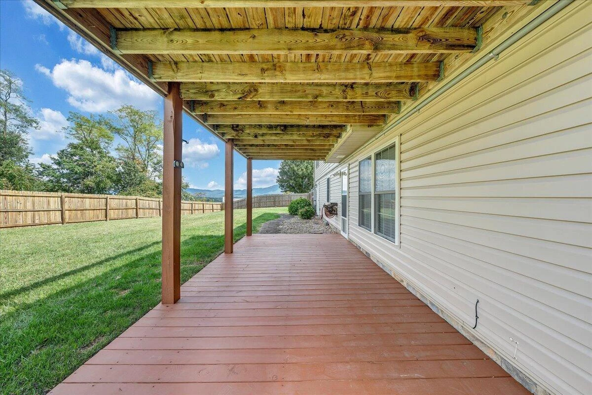 5822 Fieldview DR - Photo 42
