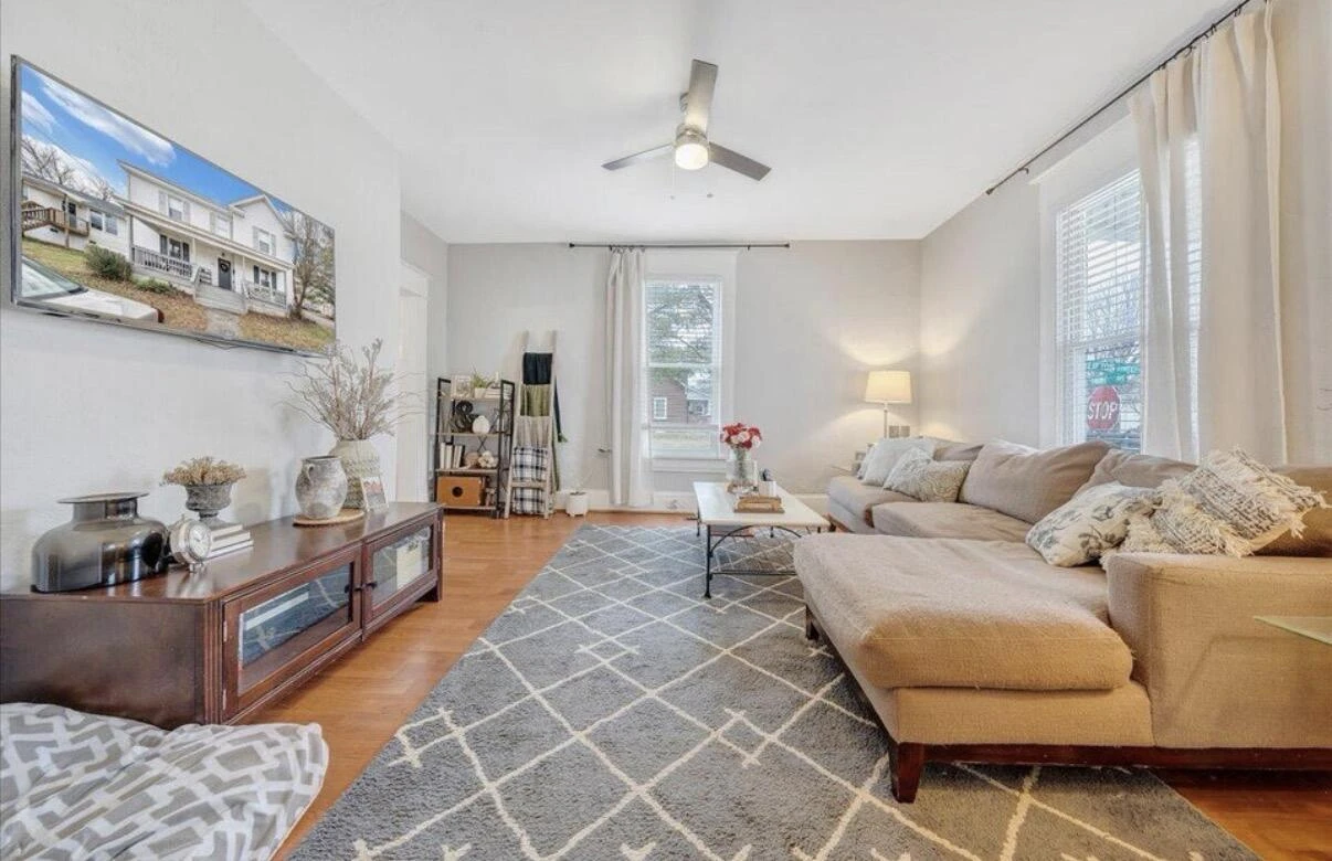 420 Front AVE - Photo 8