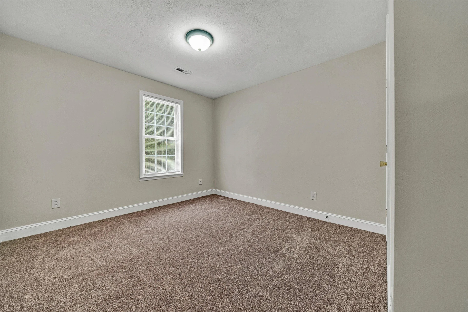 2484 Tuckawana CIR NW - Photo 13