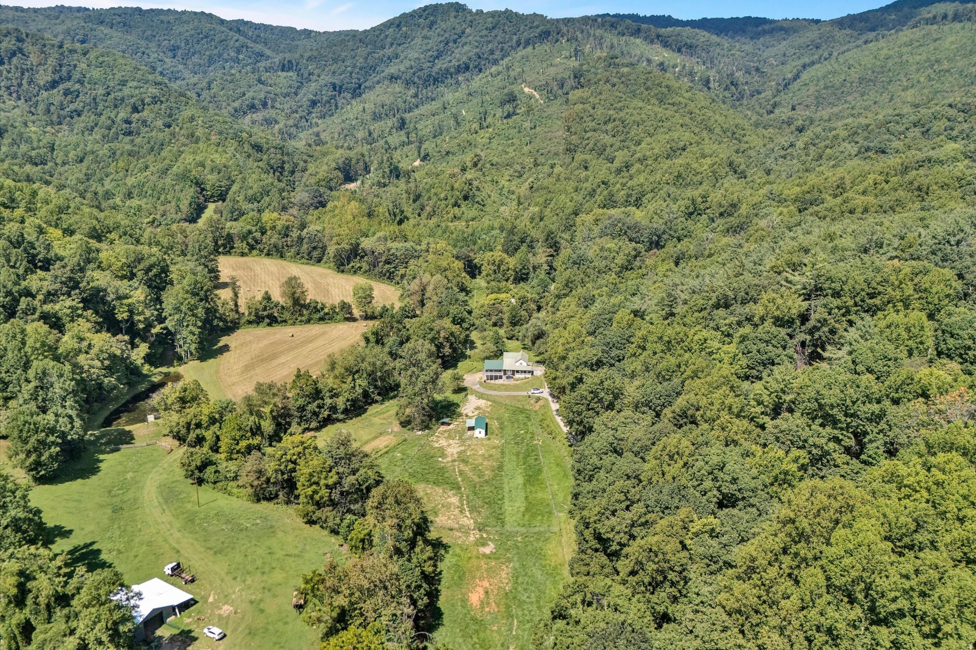 501 Clark Hollow RD - Photo 6