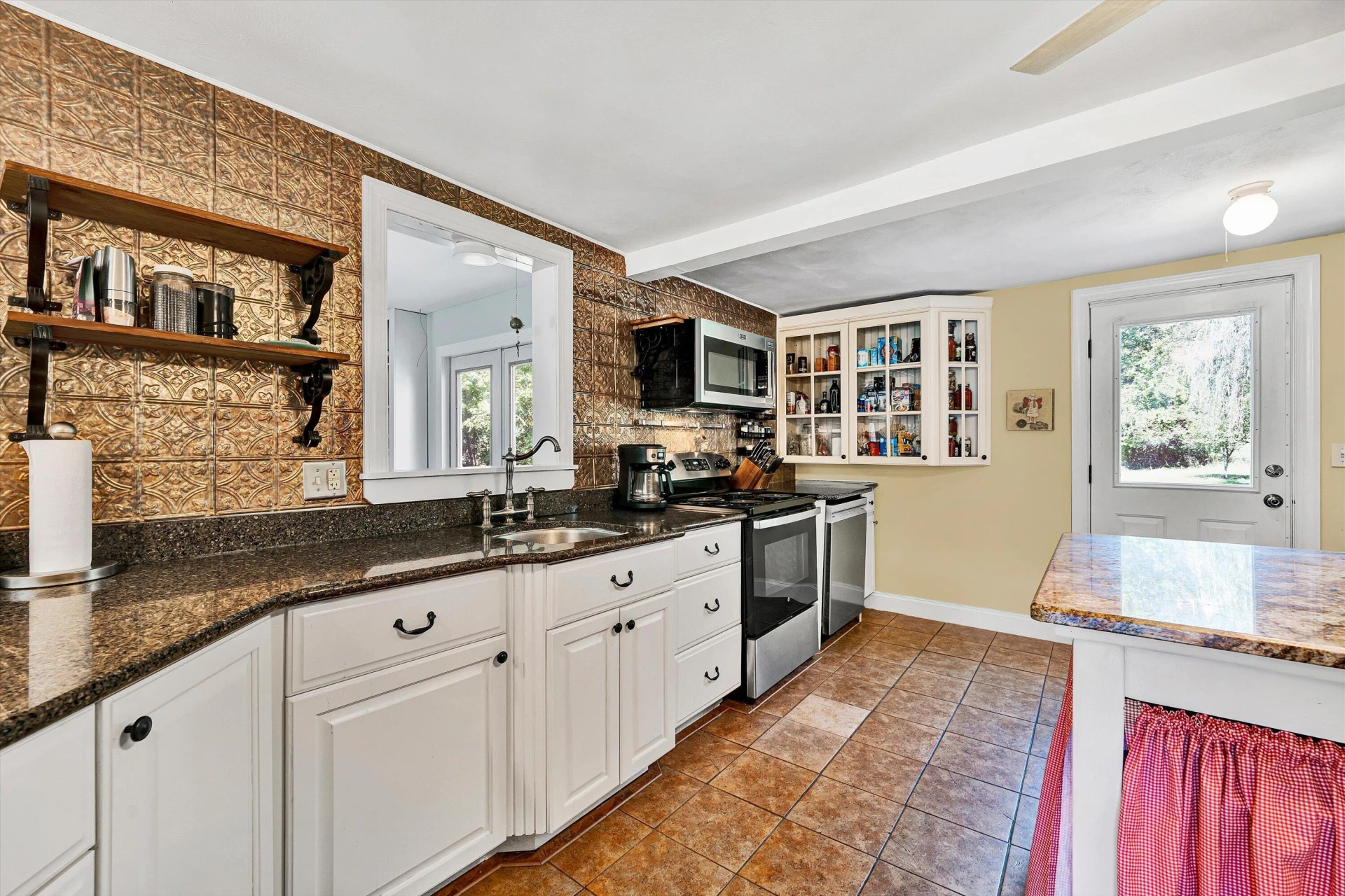 501 Clark Hollow RD - Photo 16