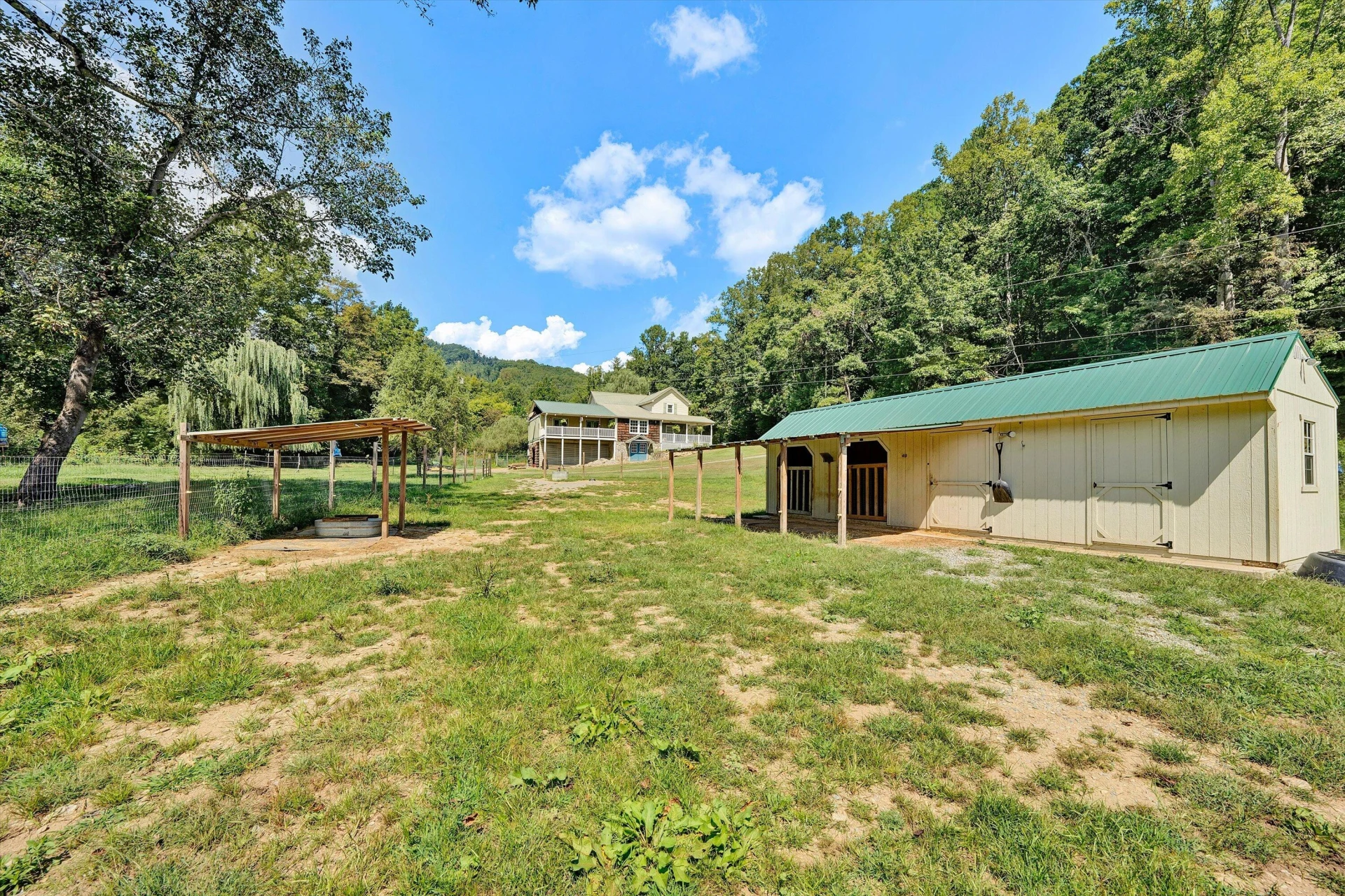 501 Clark Hollow RD - Photo 40