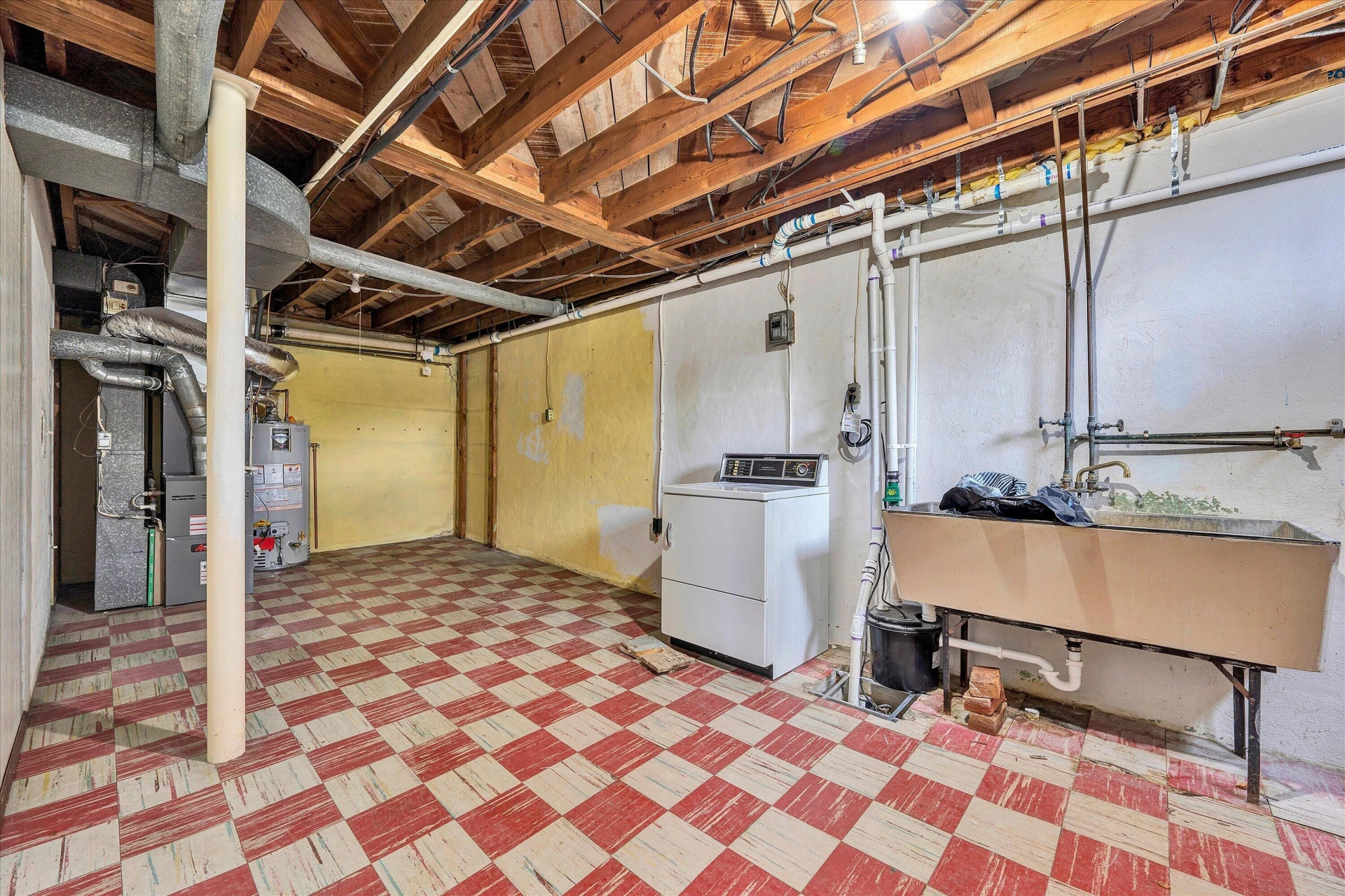 2435 Westmont ST NW - Photo 13