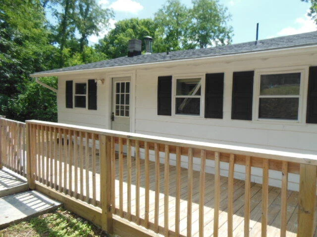 2402 Mount Pleasant Church RD - Photo 2