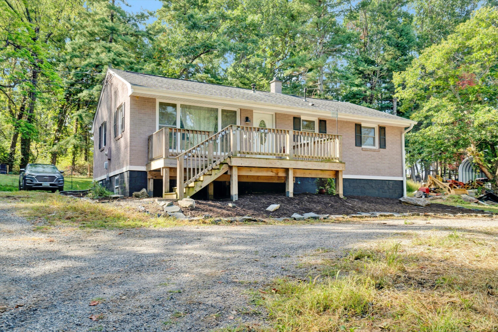 2112 Gate RD