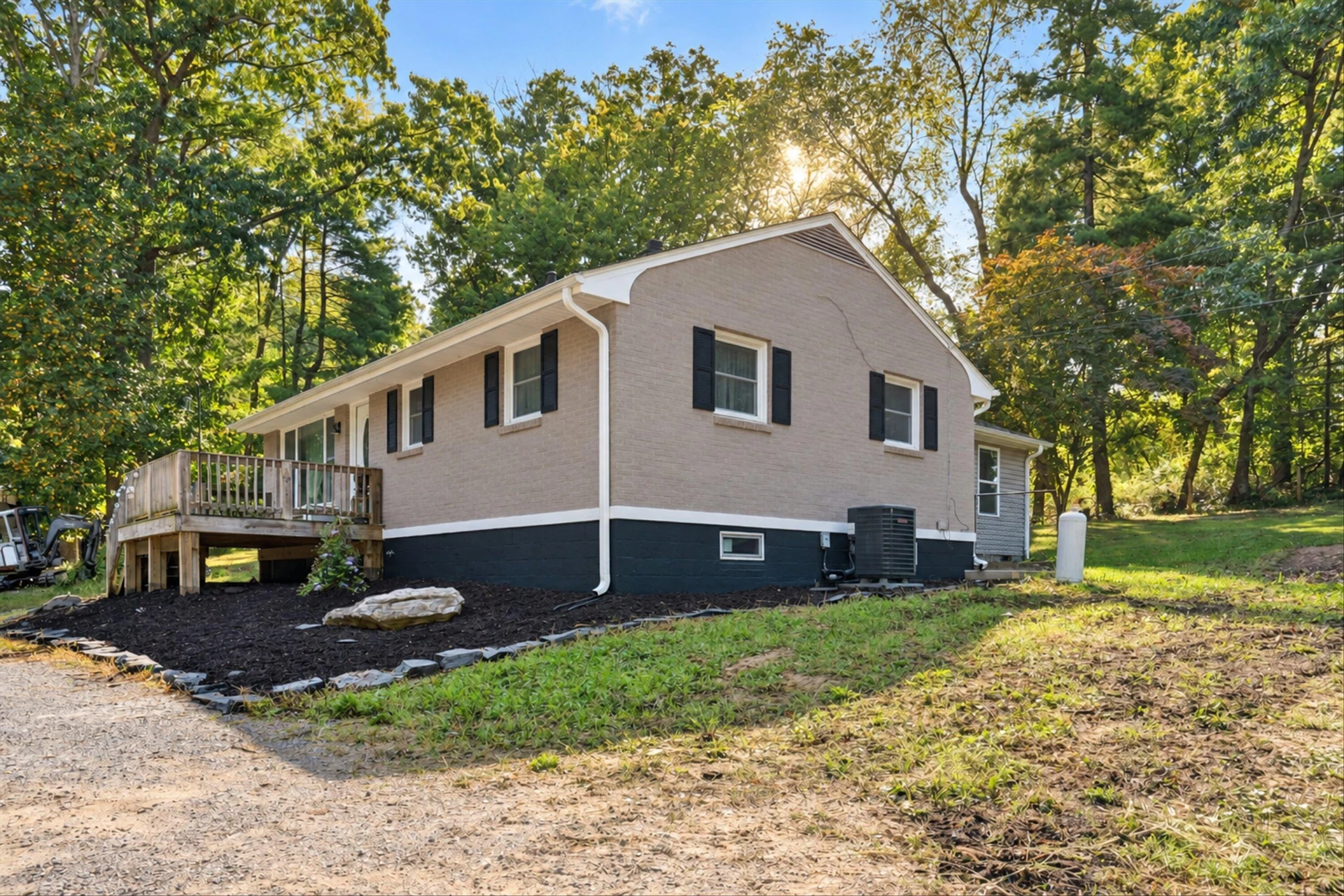 2112 Gate RD - Photo 2