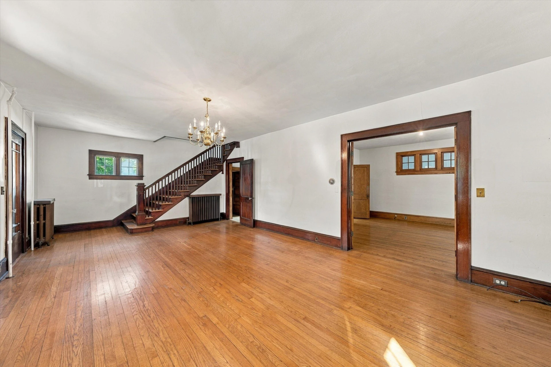 620 Highland AVE SE - Photo 6