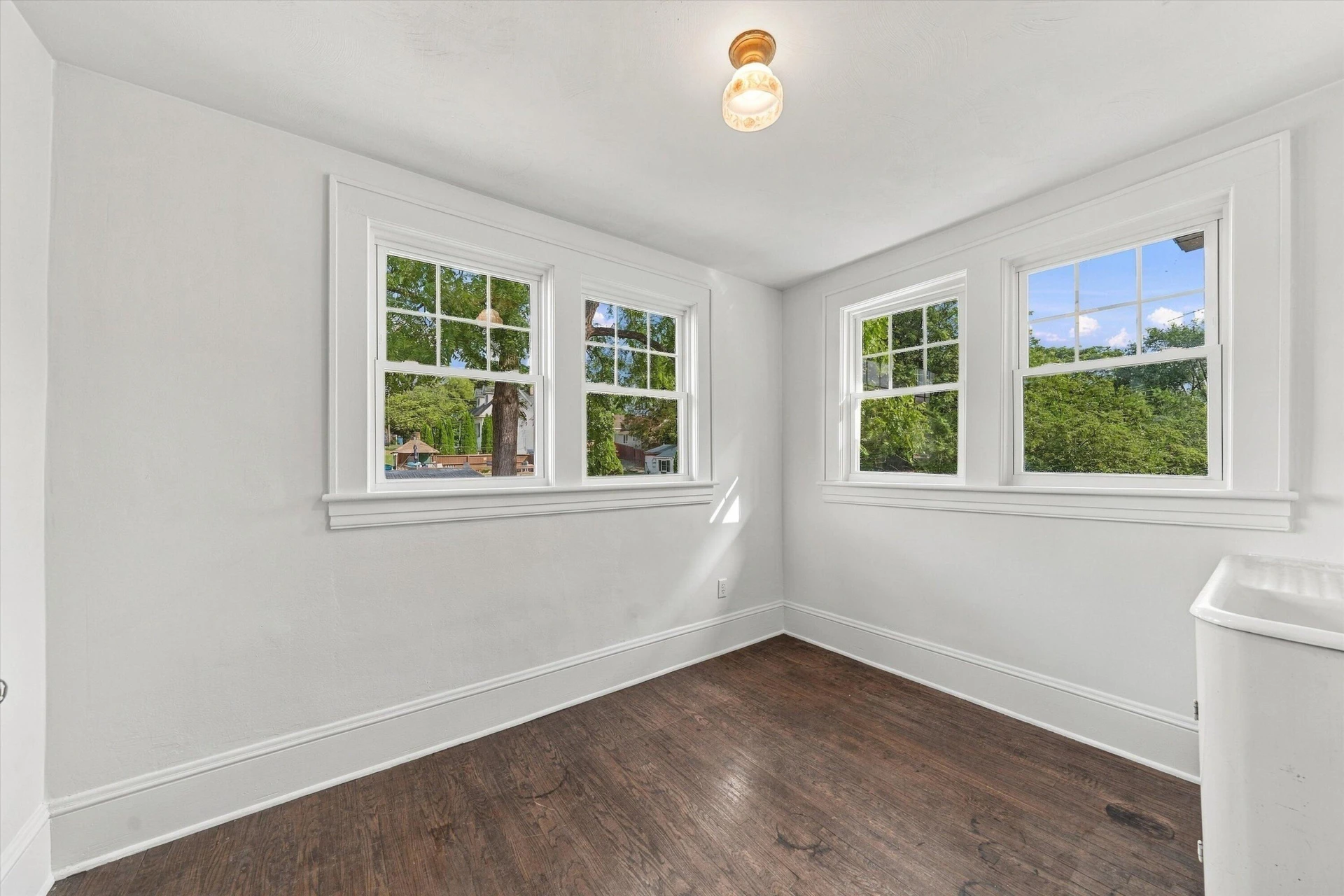 620 Highland AVE SE - Photo 17