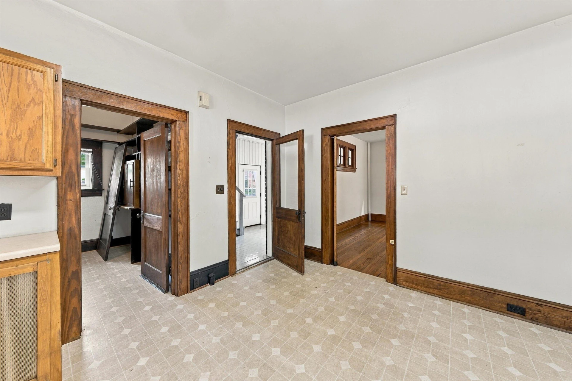 620 Highland AVE SE - Photo 18