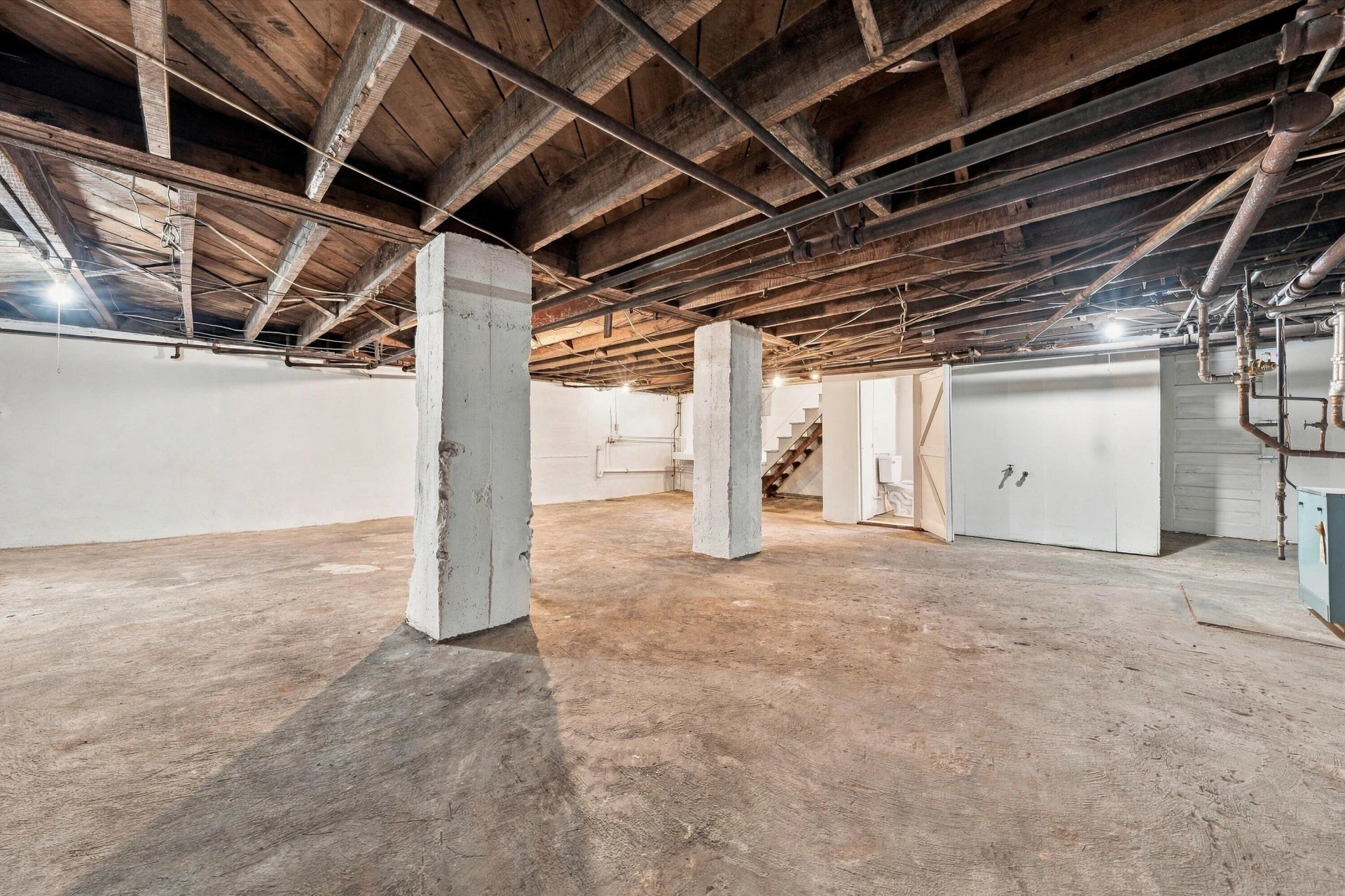 620 Highland AVE SE - Photo 27