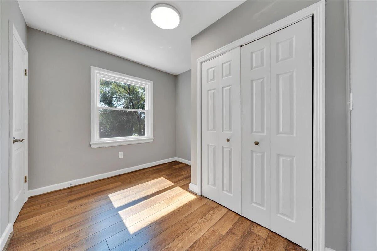 2507 Vancouver DR NW - Photo 24