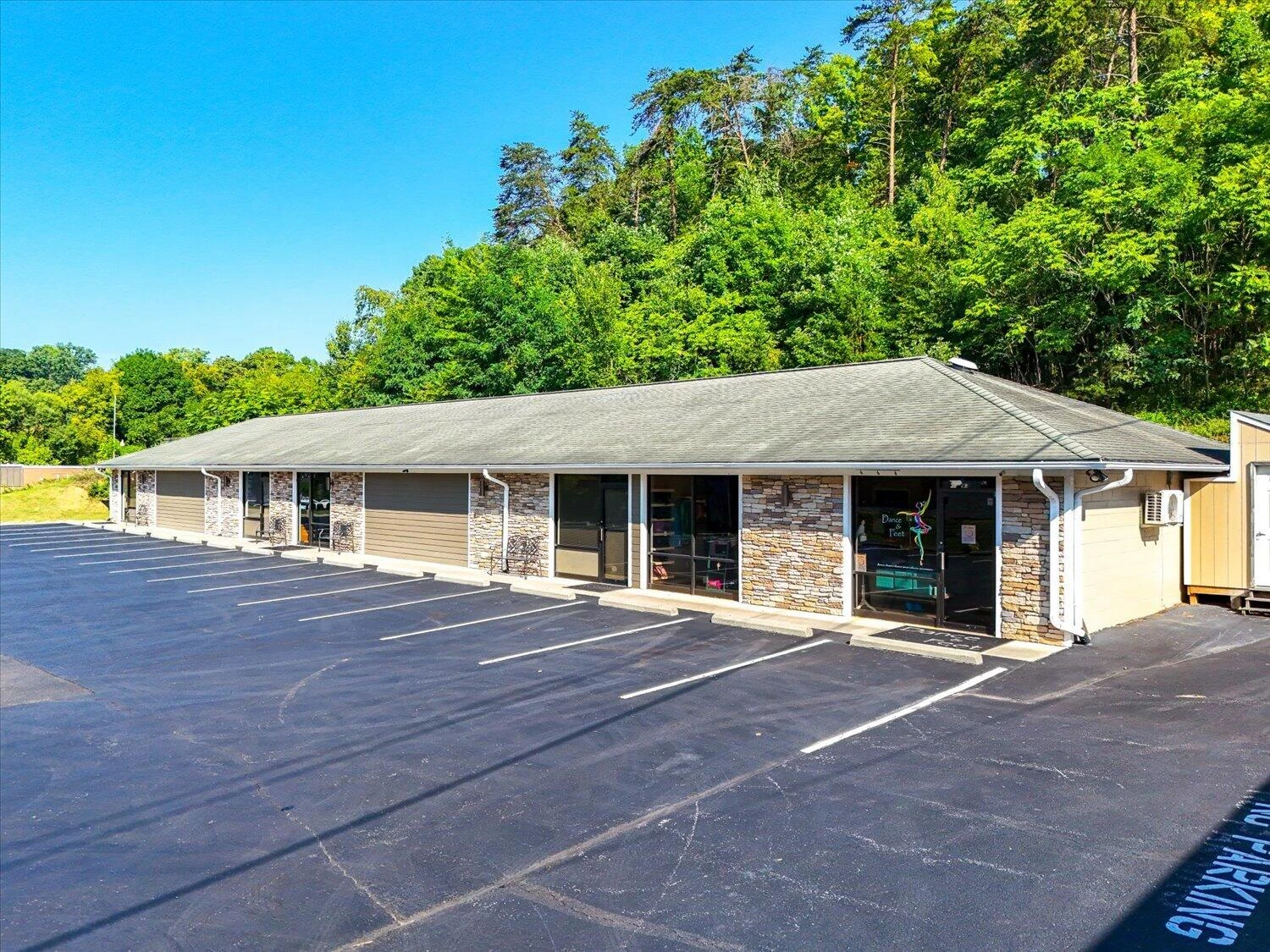 4333 Old Cave Spring RD