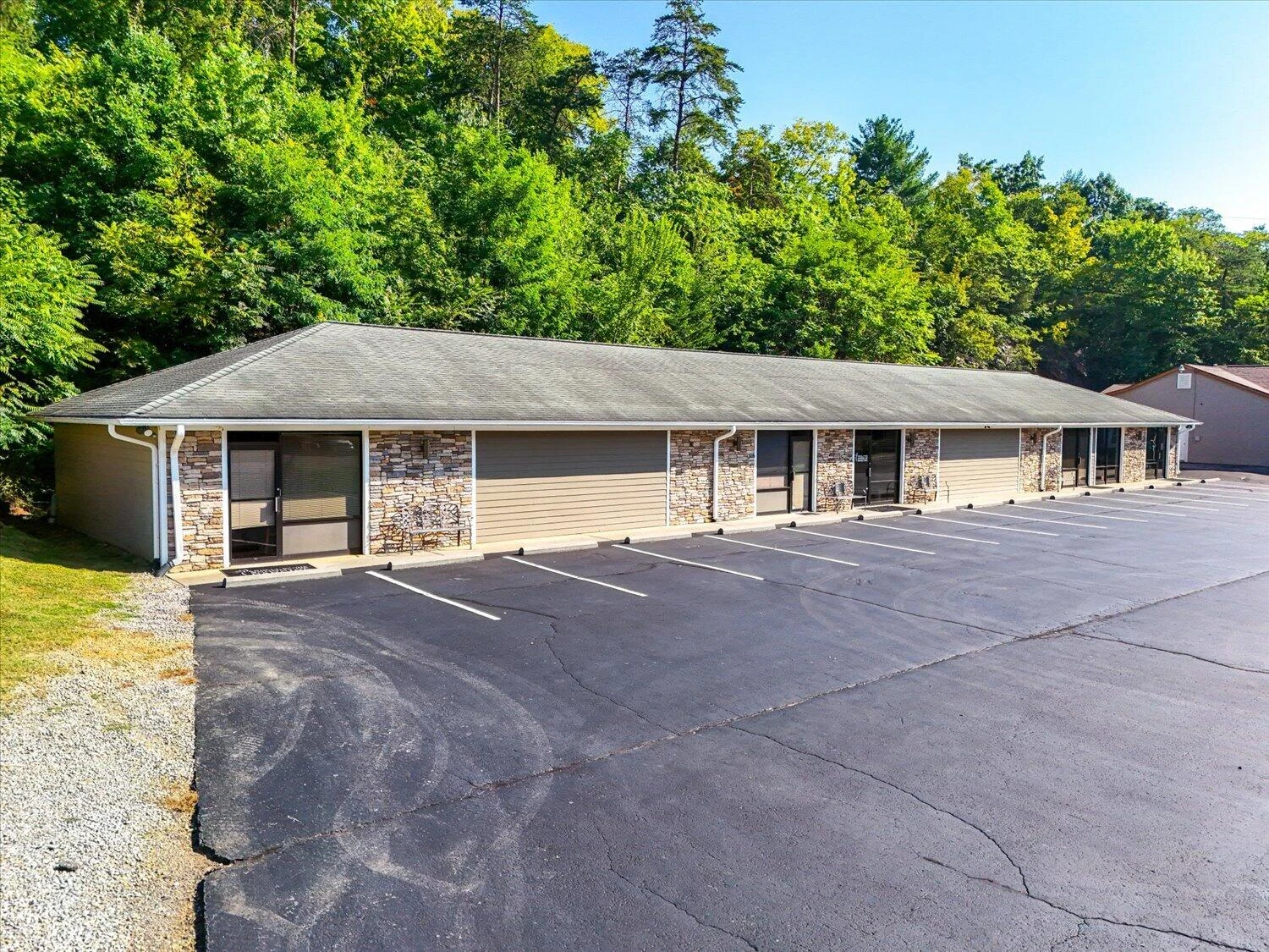 4333 Old Cave Spring RD - Photo 5