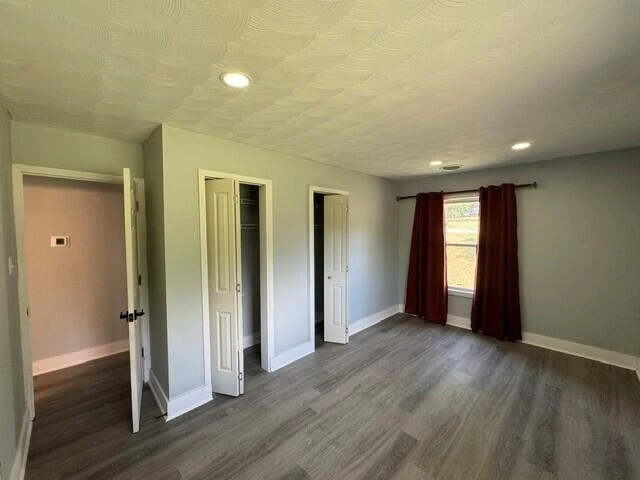 2576 Hill AVE - Photo 8