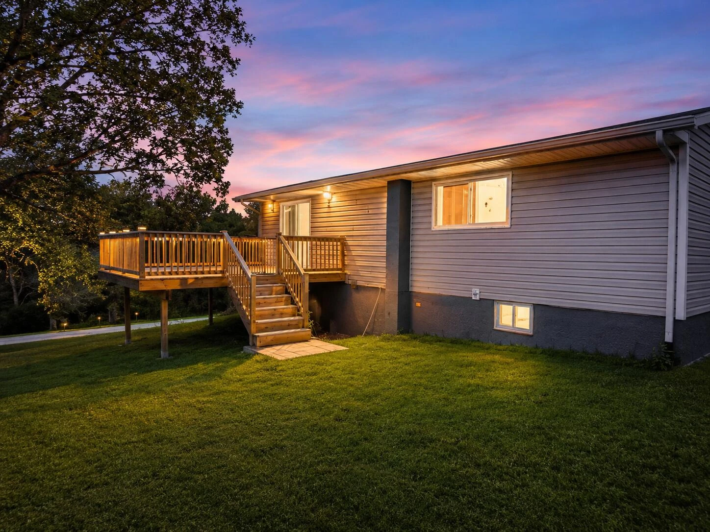 2576 Hill AVE - Photo 31