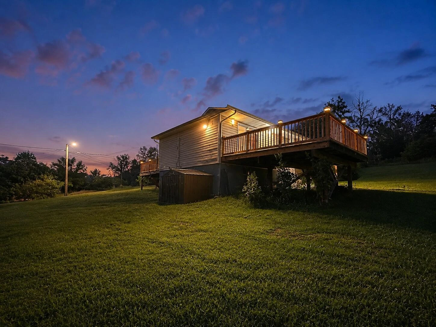 2576 Hill AVE - Photo 34