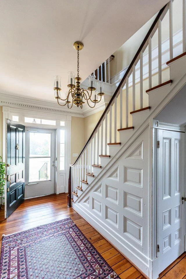 1024 Sunset DR - Photo 21