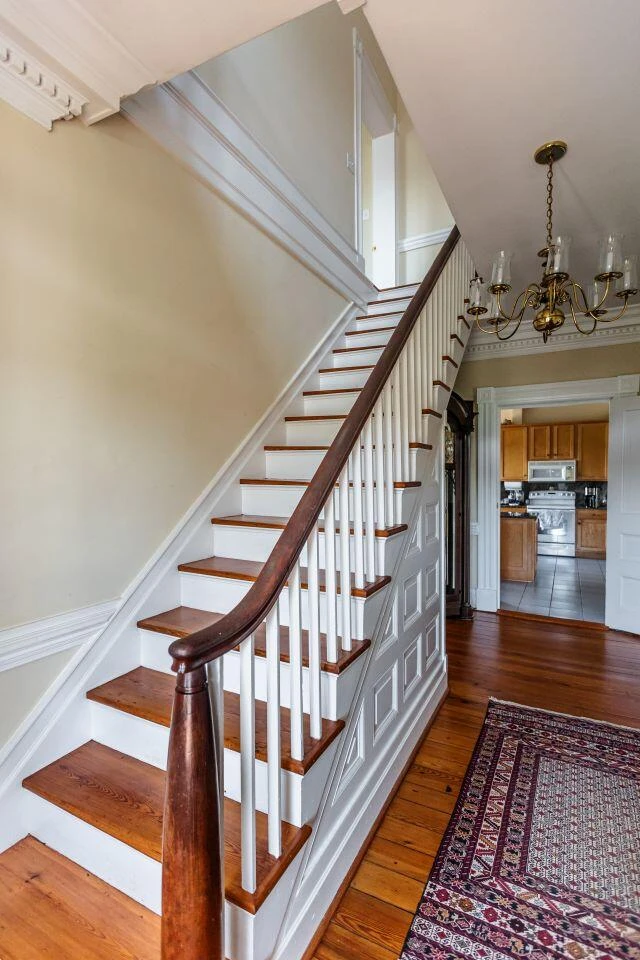 1024 Sunset DR - Photo 22