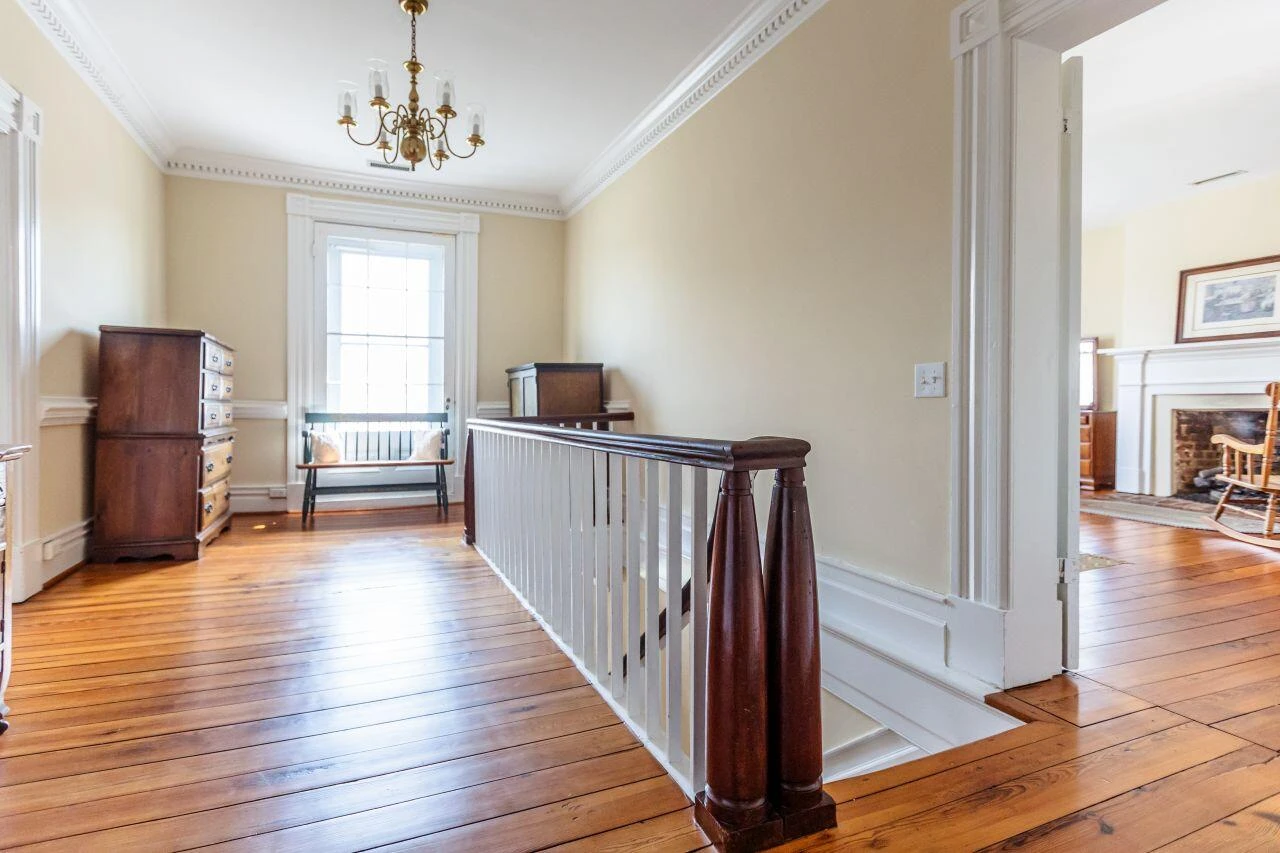 1024 Sunset DR - Photo 42