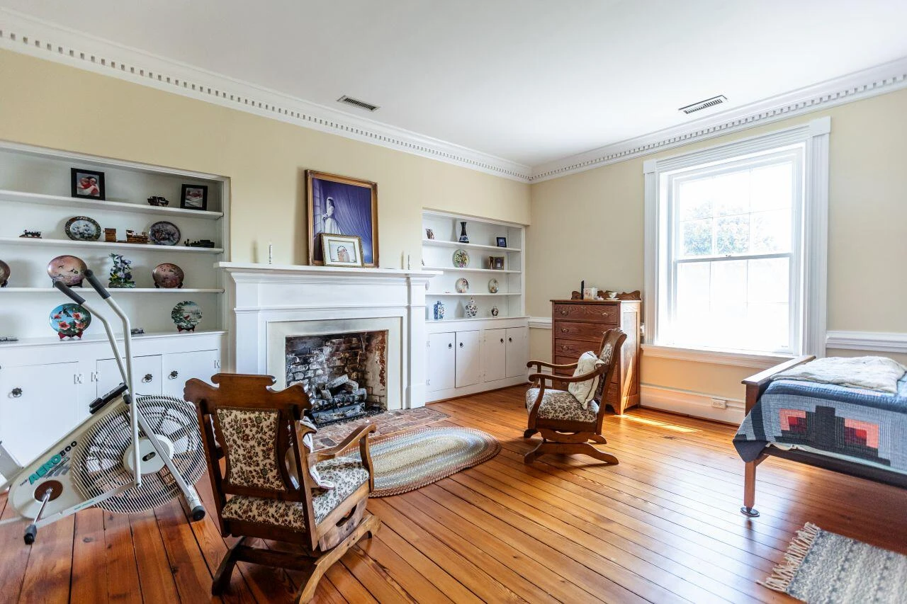 1024 Sunset DR - Photo 44