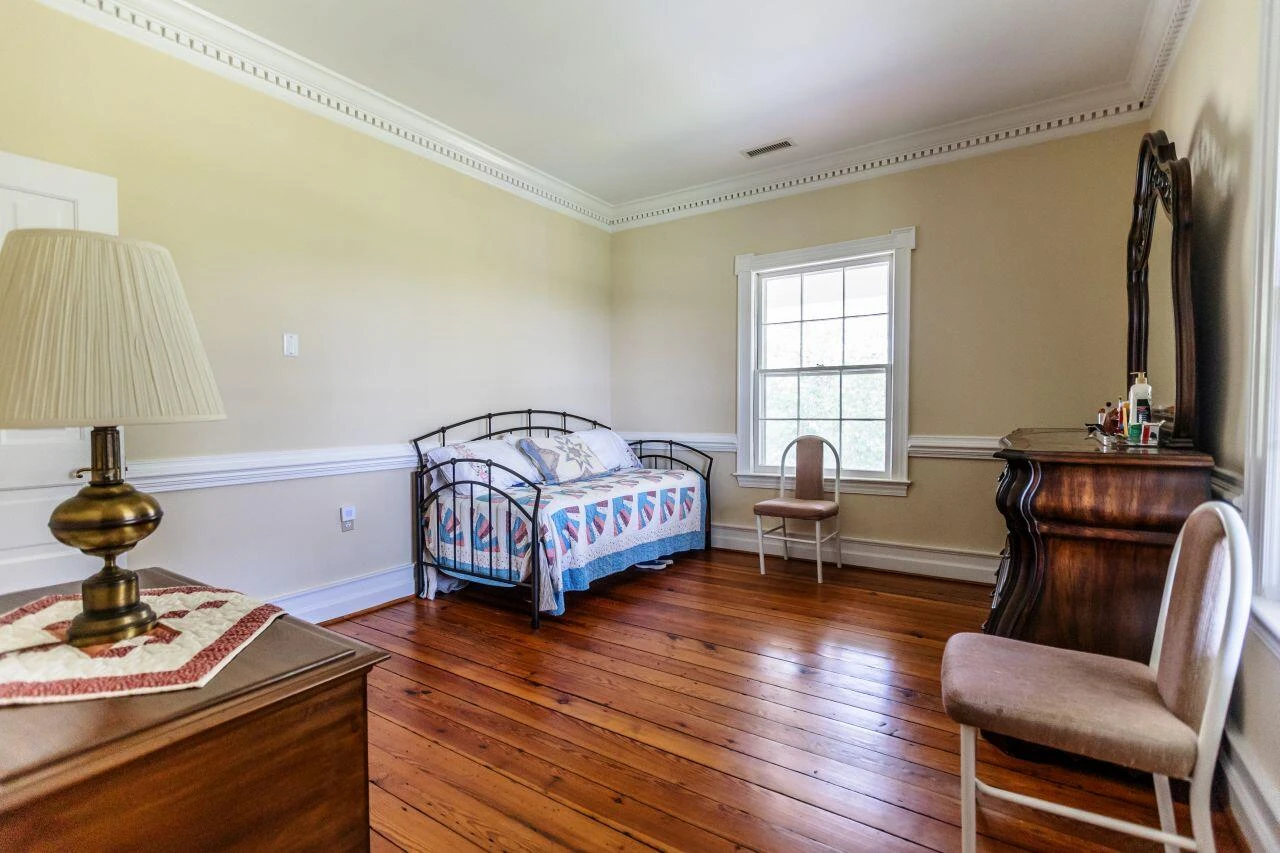 1024 Sunset DR - Photo 59