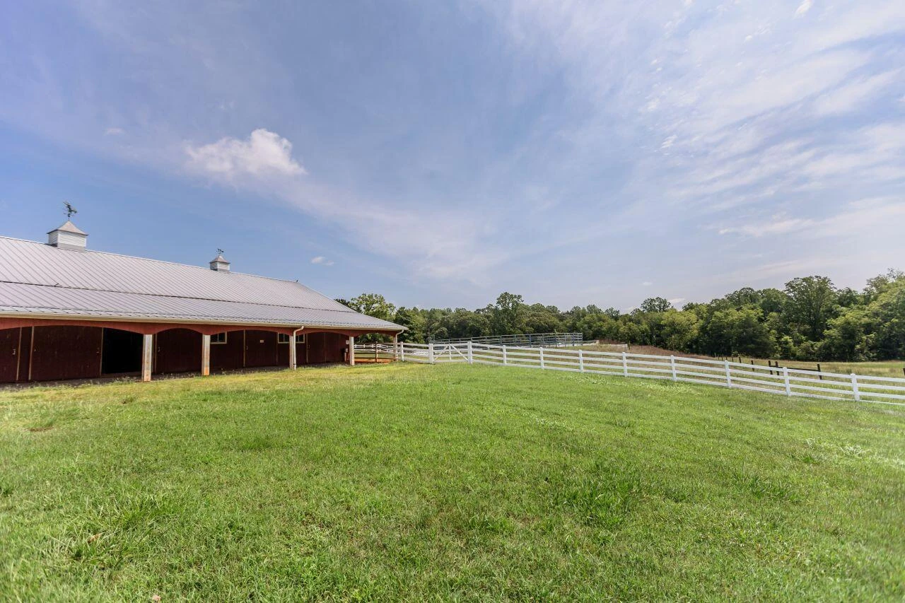 1024 Sunset DR - Photo 92