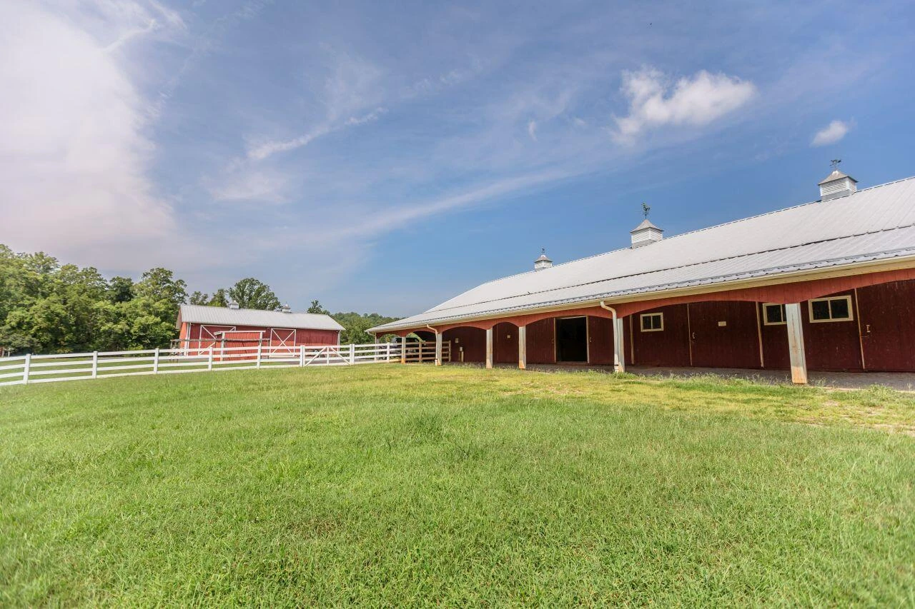 1024 Sunset DR - Photo 95