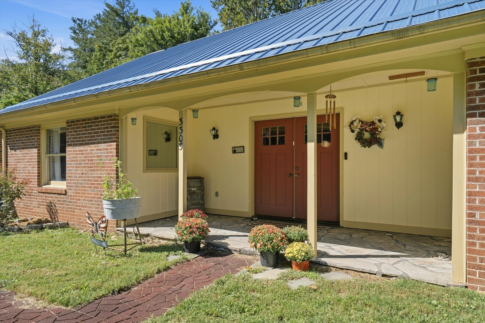 3305 Naff RD - Photo 2