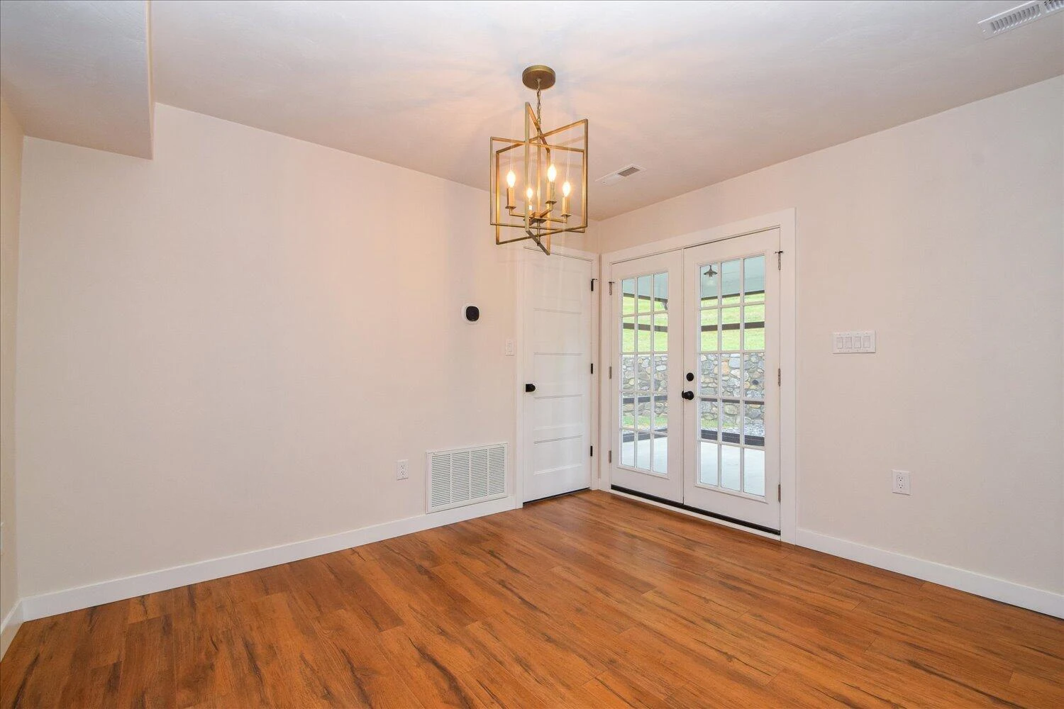 135 Alpine DR - Photo 6