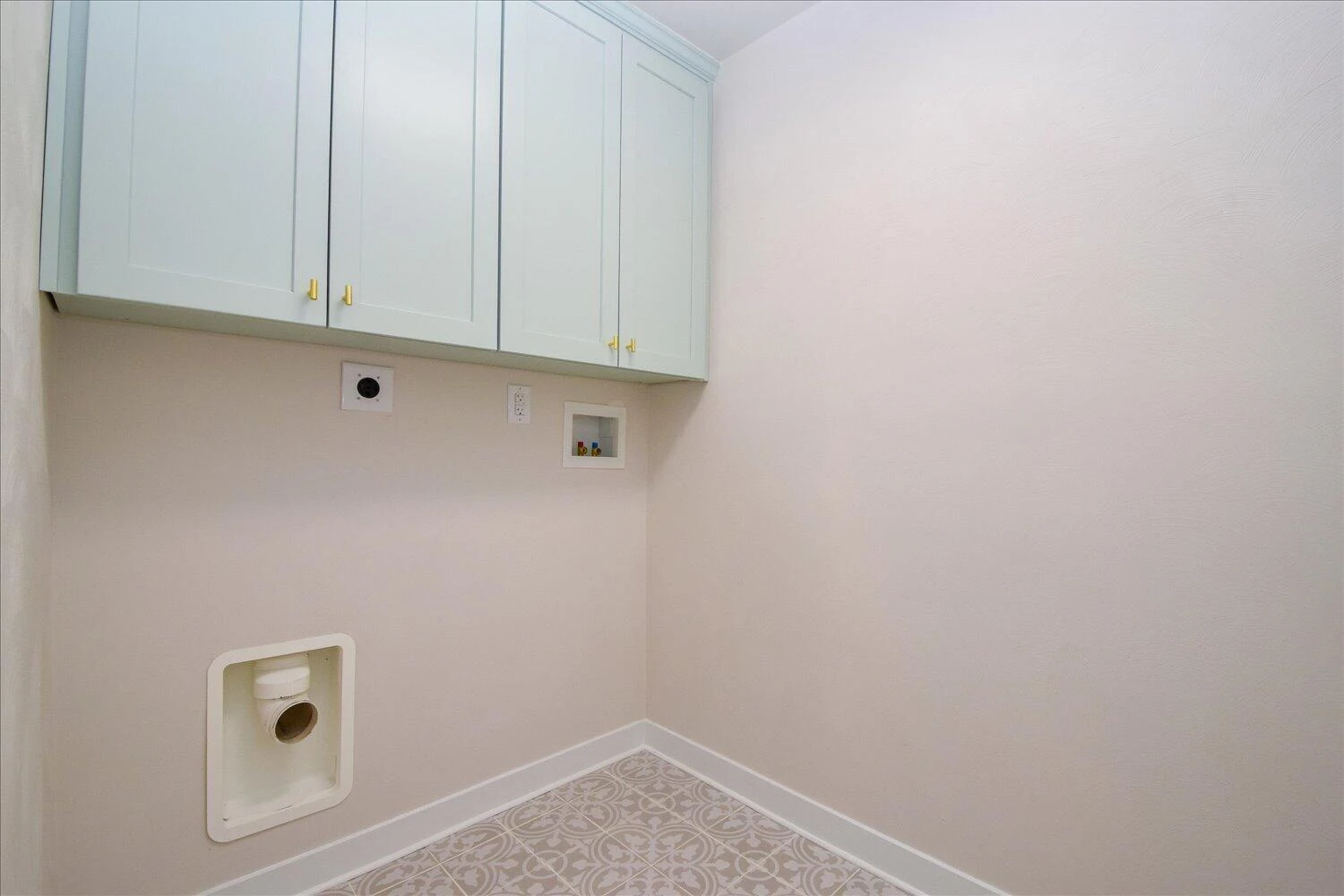 135 Alpine DR - Photo 19