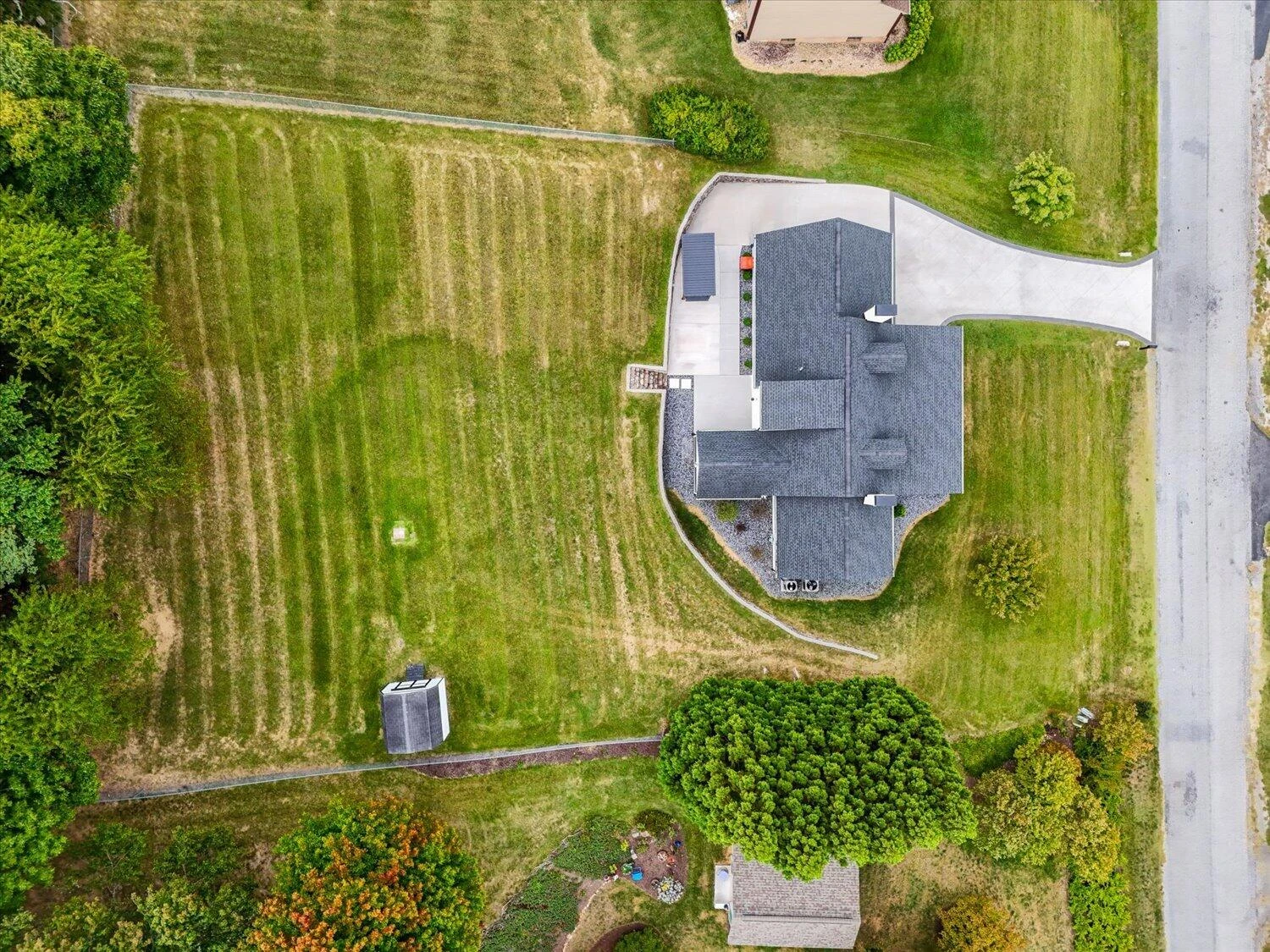 135 Alpine DR - Photo 40