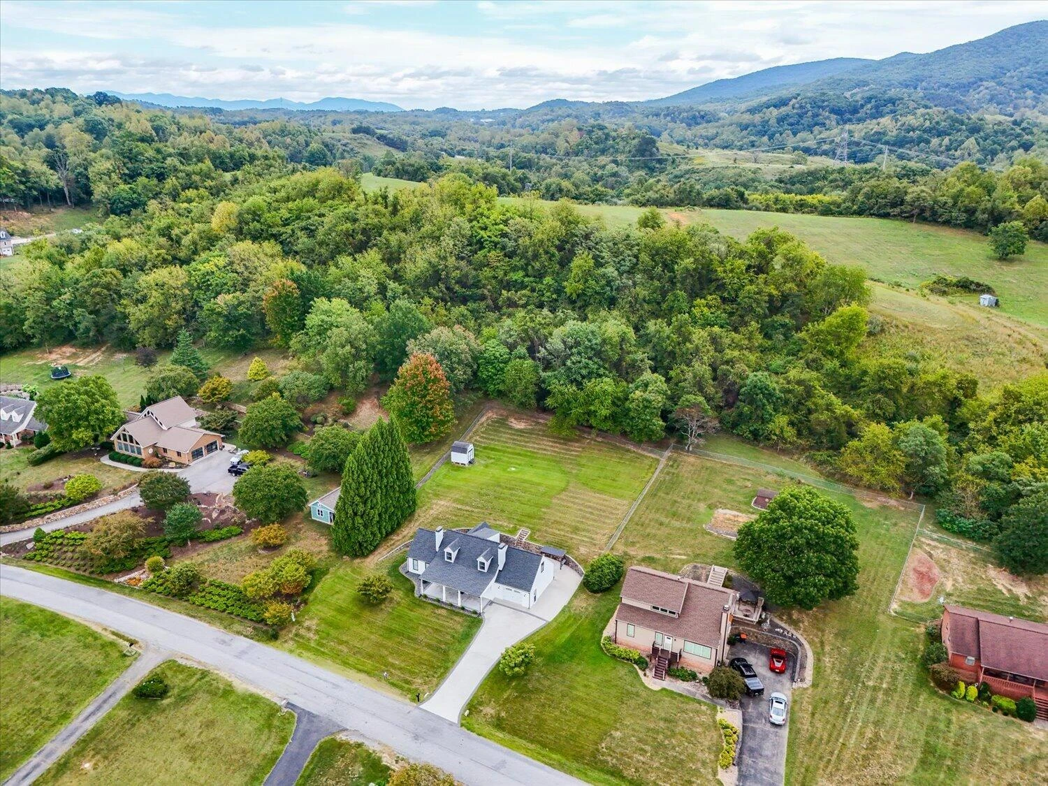 135 Alpine DR - Photo 44