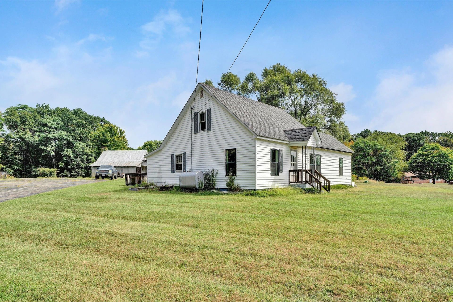 595 Merriman Way RD - Photo 2