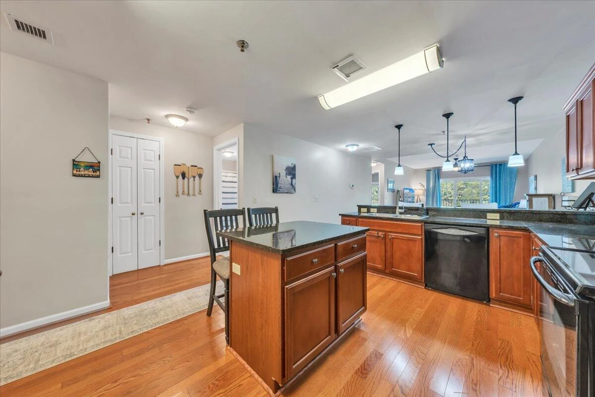 1100 Celebration AVE #316 - Photo 5